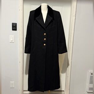 Elegant Black Women's Coat